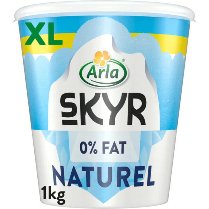 Arla Skyr naturel yoghurt 0% fat XL bevat 4g koolhydraten
