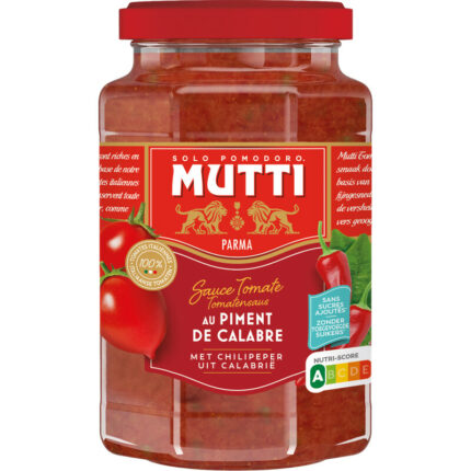Mutti Pastasaus Peperoncino bevat 4.6g koolhydraten